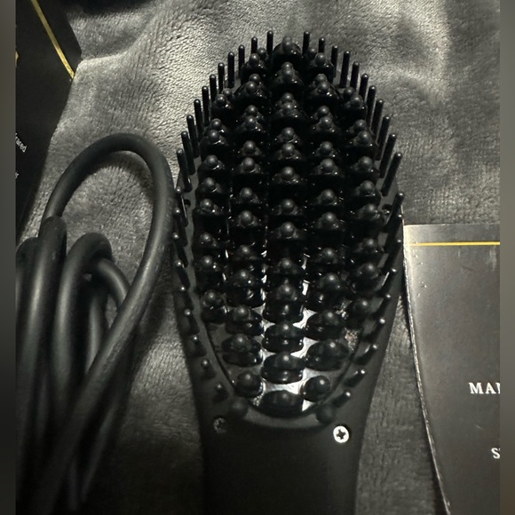 Aria Beauty Luxury Ionic Straightening Brush - Picture 3 of 8